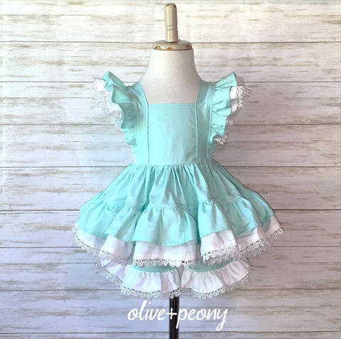 Pretty Pinny Tunic & Shorts Set - Mint