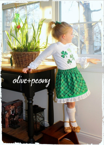 Scattered Shamrocks Ruffle Tee